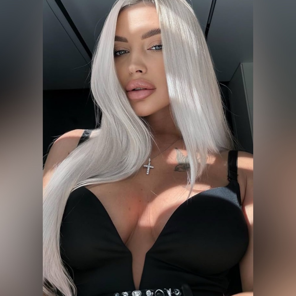 Sleek Platinum Blonde Hair Extension